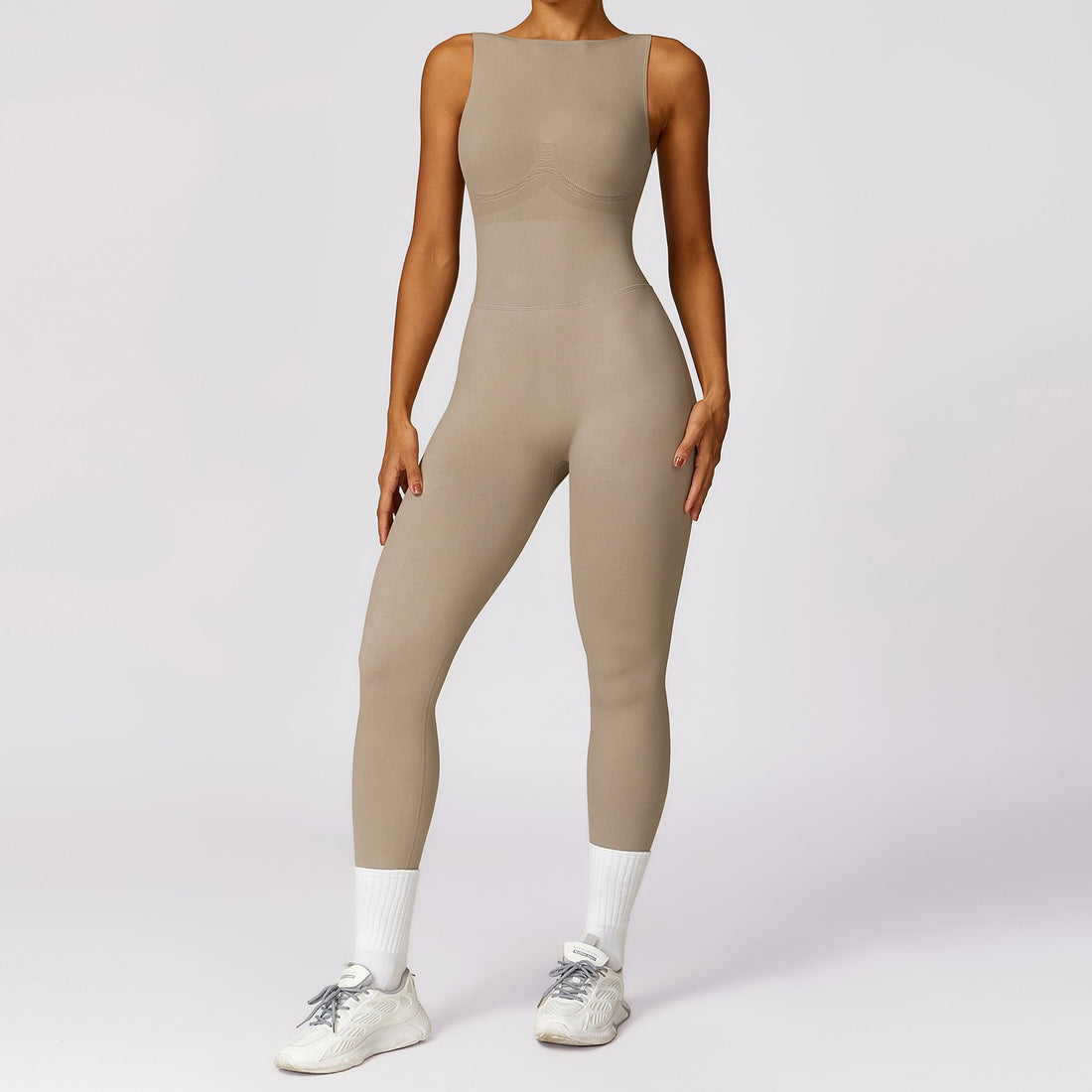 European and American tight-fitting beautiful back yoga one-piece sports fitness hollow hip-lifting one-piece yoga suit for wome eprolo