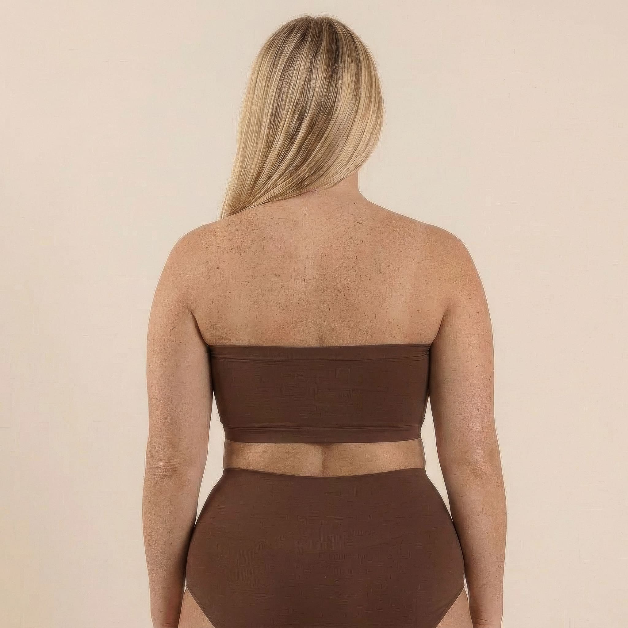 Convertible Strapless Bandeau Bra with Wireless Comfort & Anti-Slip Grip TheJellyBra