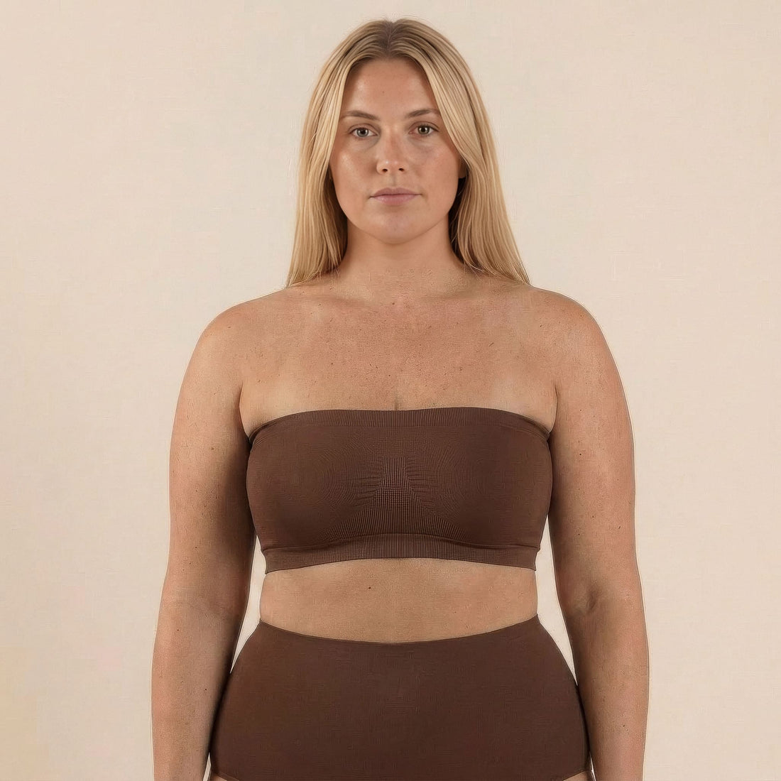 Convertible Strapless Bandeau Bra with Wireless Comfort & Anti-Slip Grip TheJellyBra